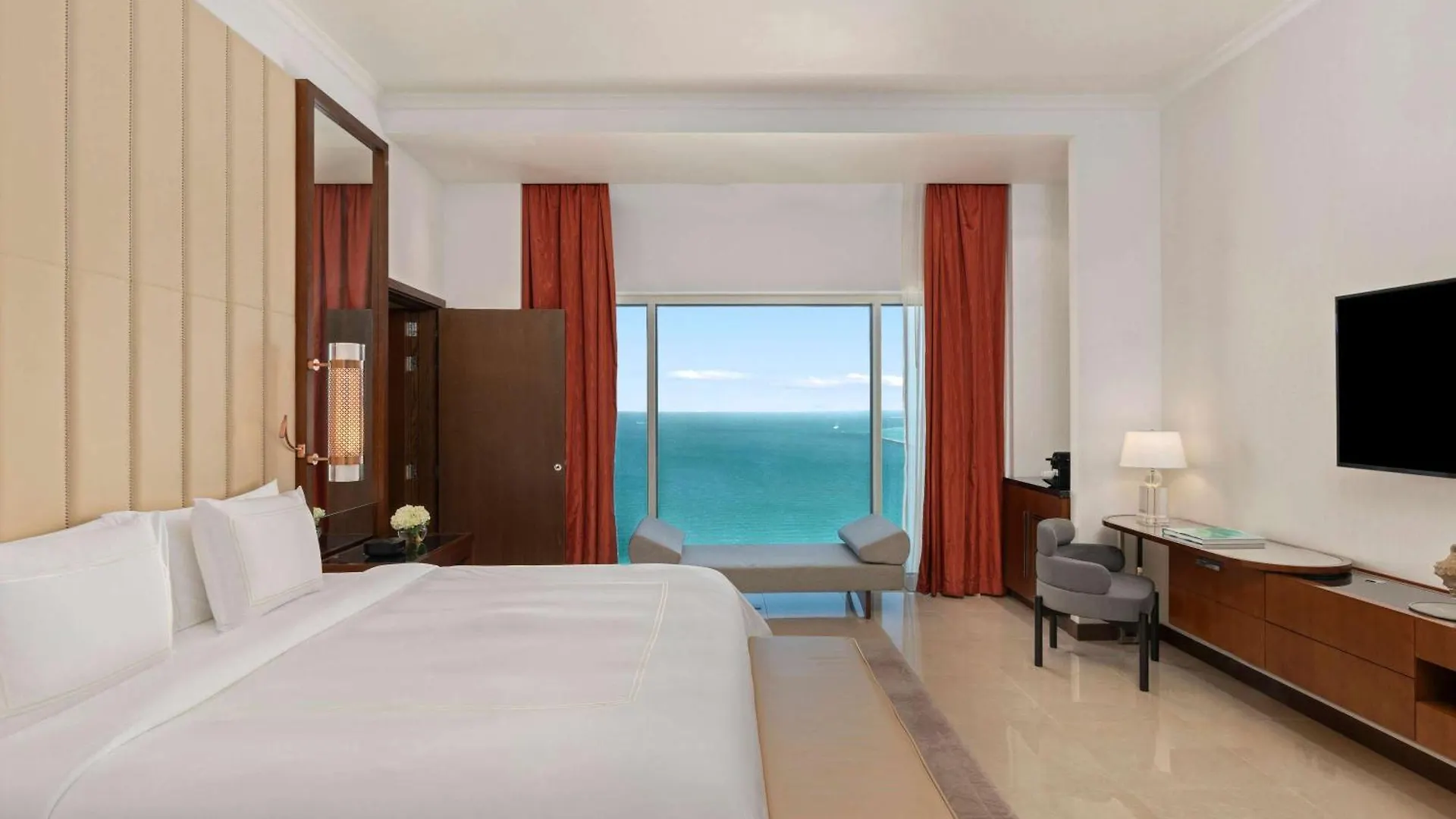Rixos Marina Abu Dhabi Otel 5*,  Birleşik Arap Emirlikleri
