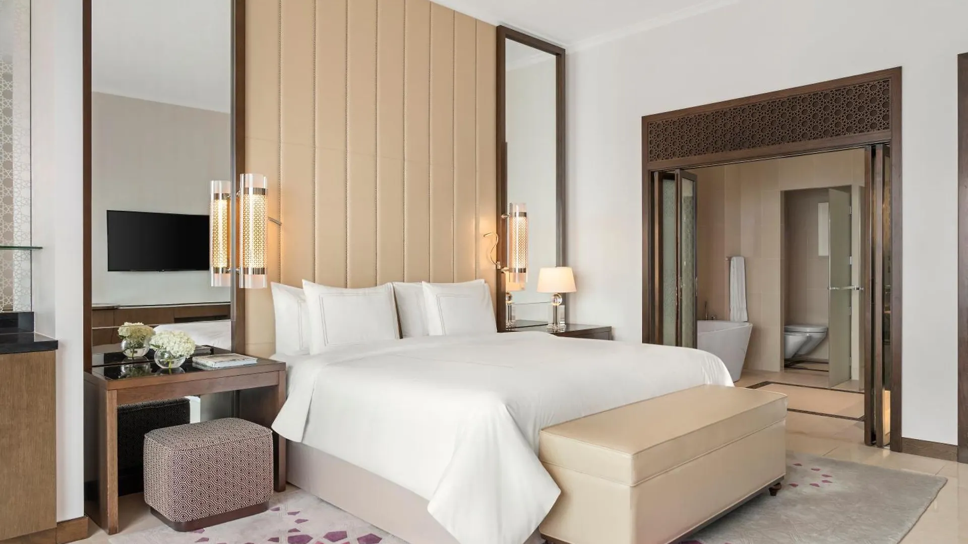 Rixos Marina Abu Dhabi Hotel 5*,