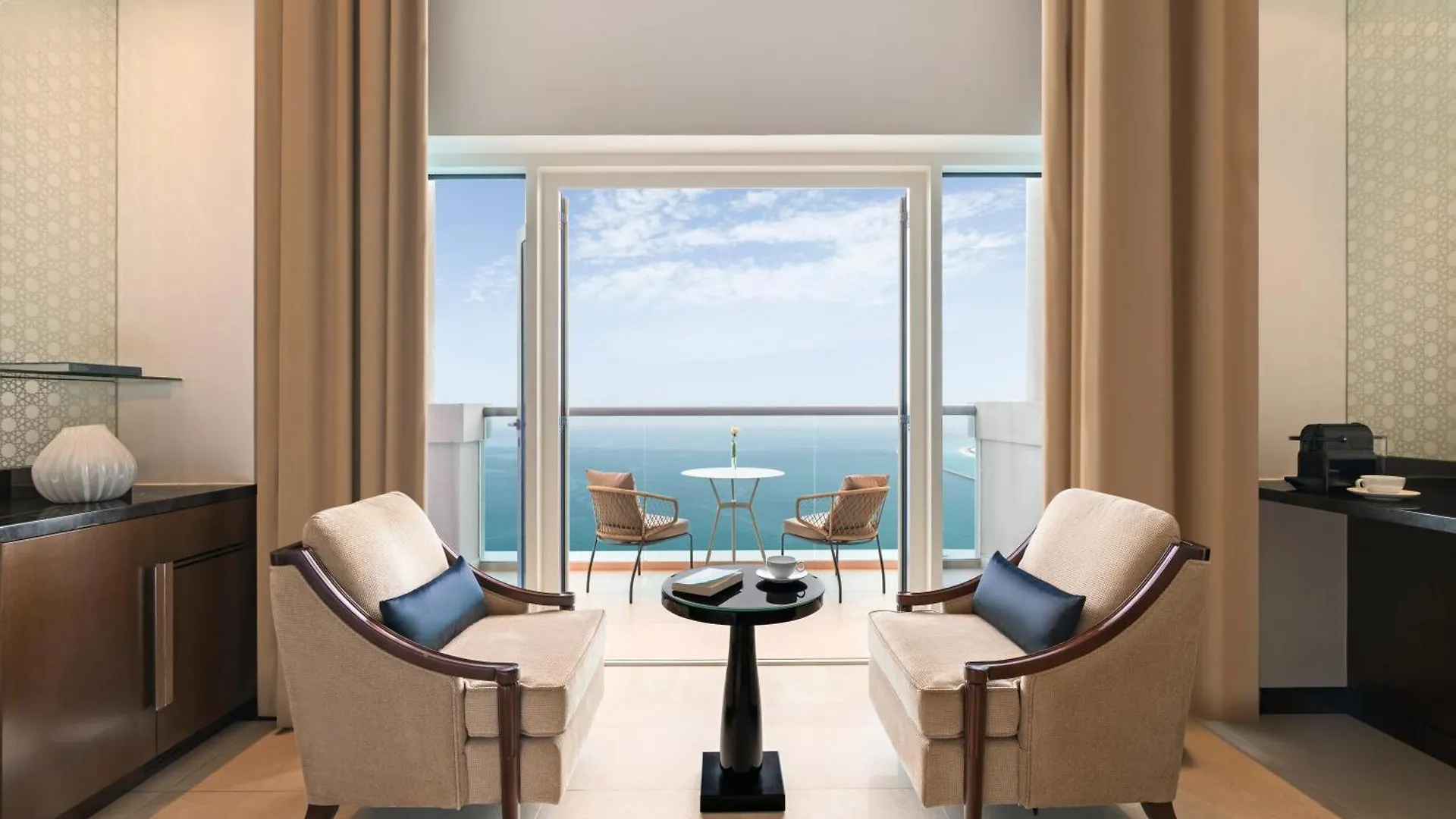 מלון Rixos Marina אבו דאבי 5*,