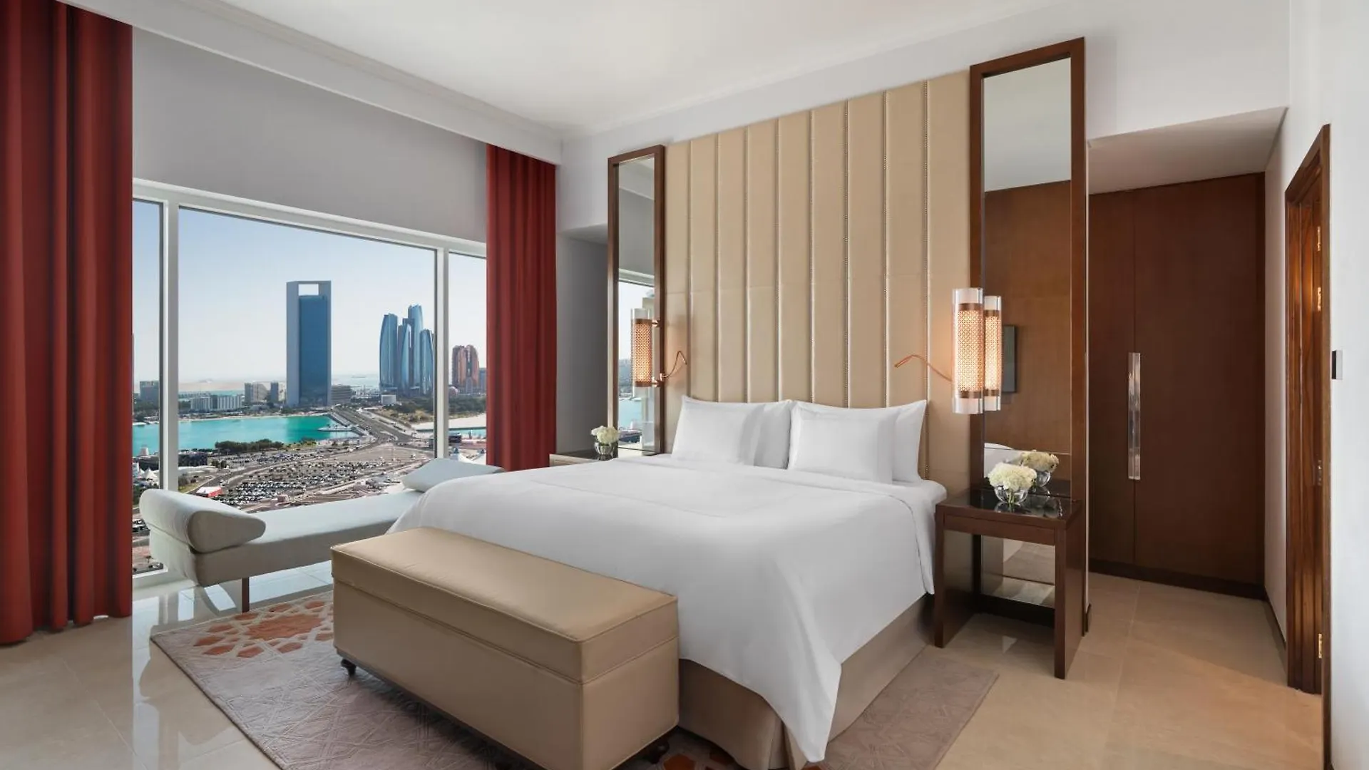 מלון Rixos Marina אבו דאבי 5*,  איחוד האמירויות הערביות